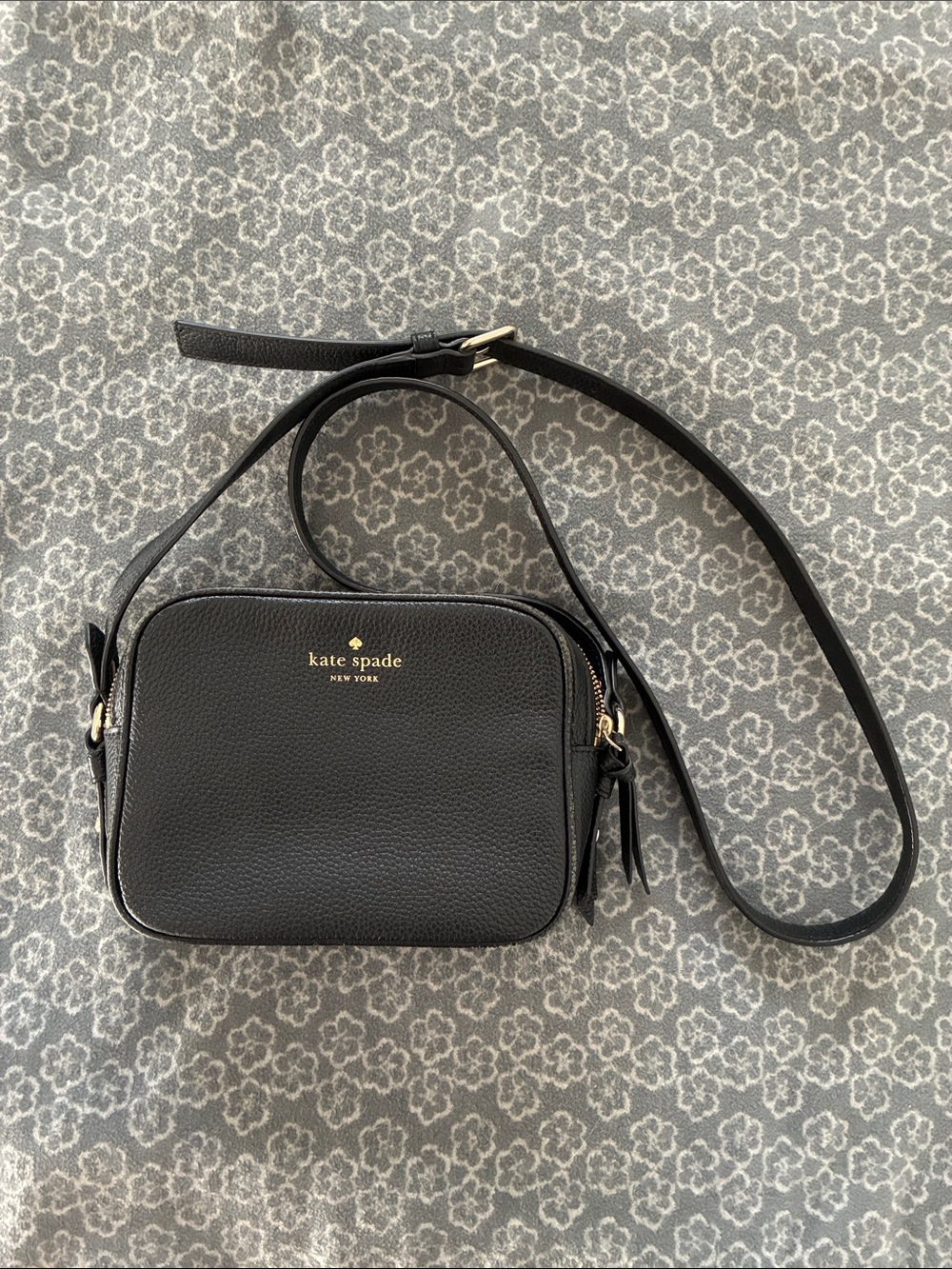 Kate Spade York Black Pebbled Leather Crossbody Camera Bag